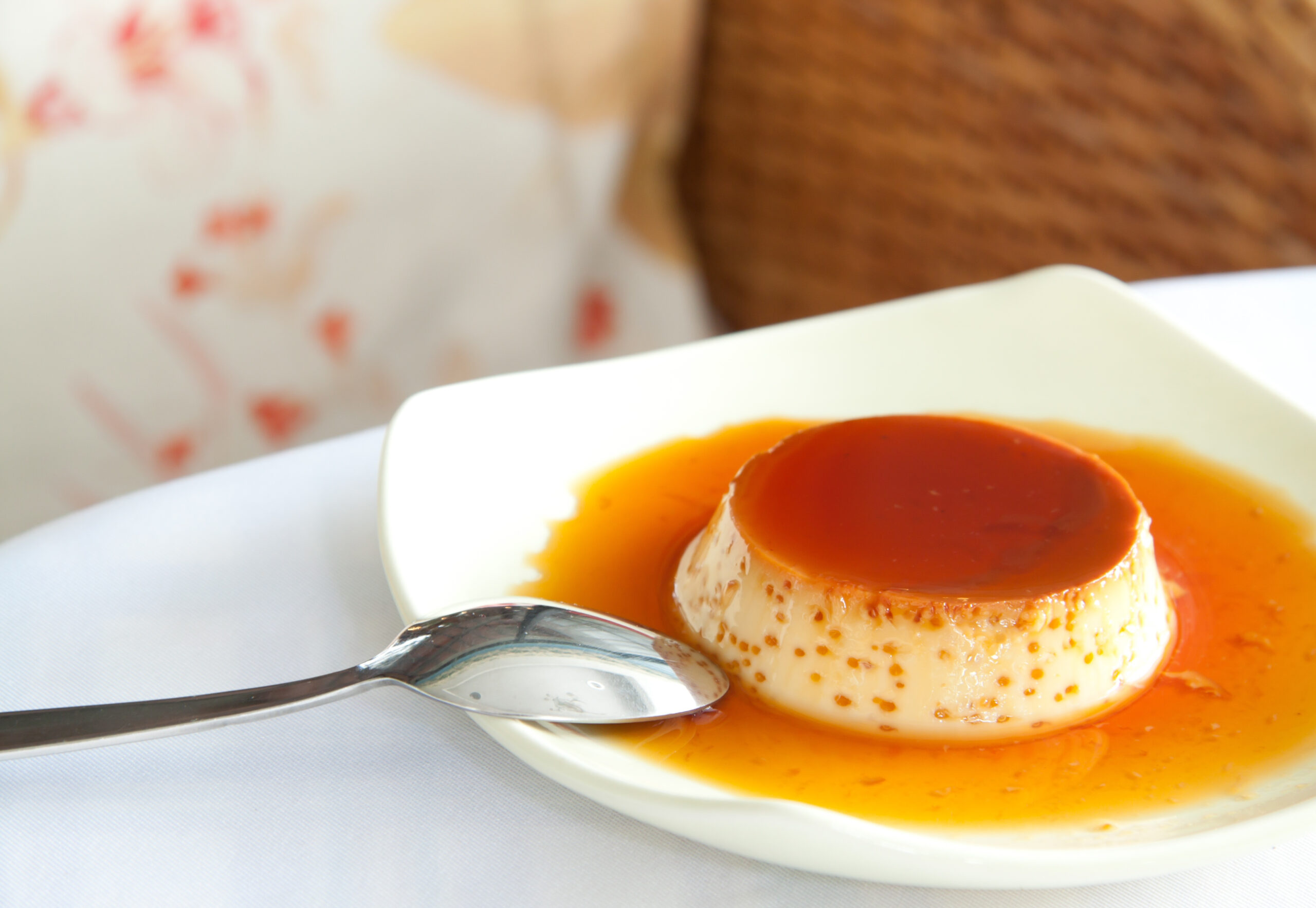 Pudim que Não Vai ao Forno: Praticidade, Sabor e História