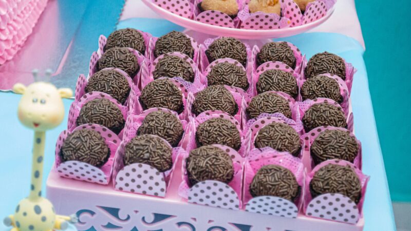 Receita de Brigadeiro Gourmet: História, Segredos e o Passo a Passo Perfeito